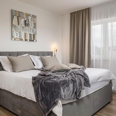 Villa Lumi Murvica  Екстер'єр фото